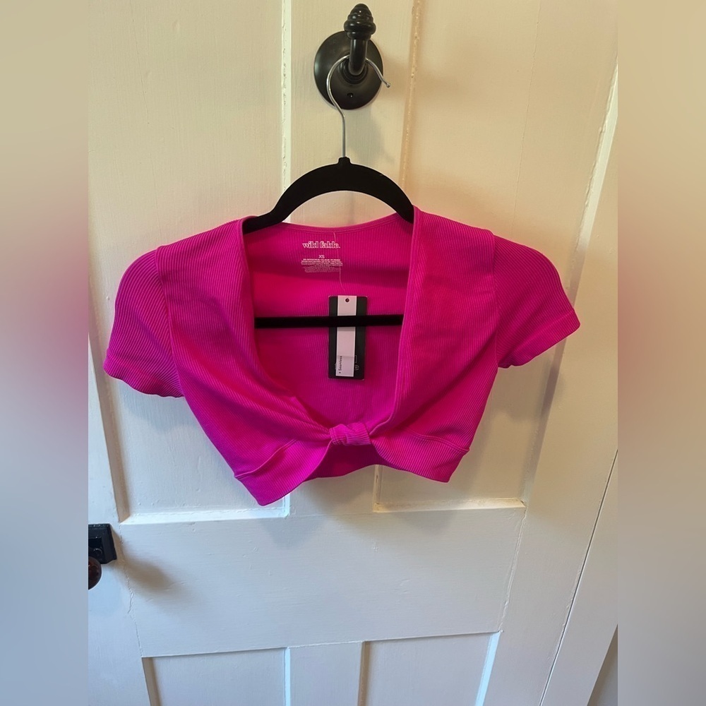 NWT Target Wild Fable Crop Top Size XS hot Pink